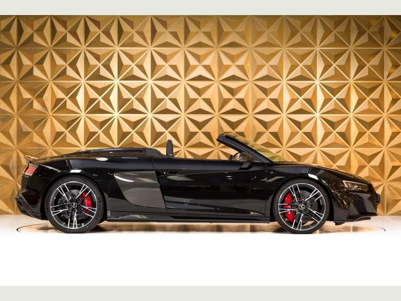 Audi R8 Spyder Sports Car