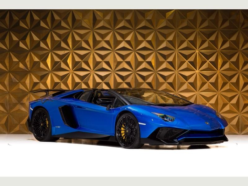 Lamborghini Aventador Roadster Sports Car